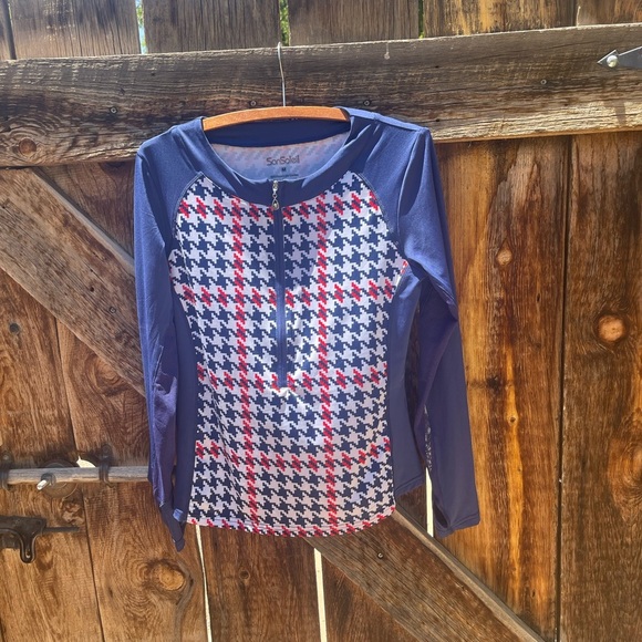 Red and Blue Raglan 3/4 Zip Blouse with Graphic Design - Picture 4 of 14